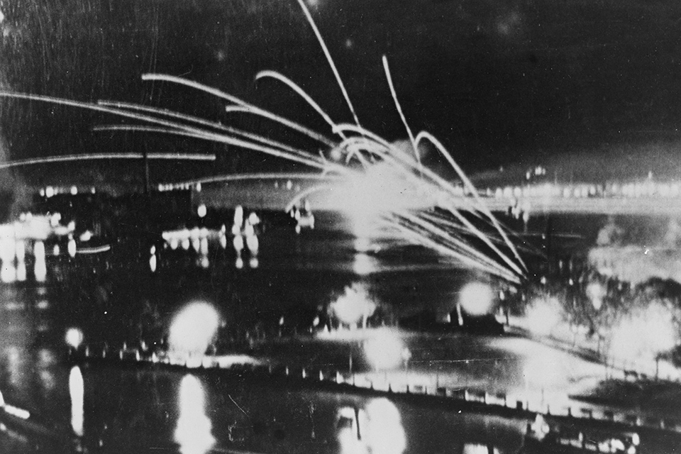 Wake’s artillery batteries fought day and night to keep at bay a flotilla of enemy cruisers, destroyers, and transports. (U.S. Marine Corps)