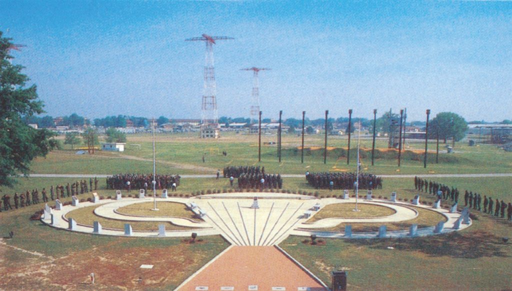 WALKING THE TALK: Baldwin’s most-viewed artwork is also his largest: “The Airborne Walk”—a key part of the army’s Basic Airborne Course at Fort Benning, Georgia, as the site of its graduation ceremony. Baldwin himself graduated from the school at age 19 in November 1944. (U.S. Army)