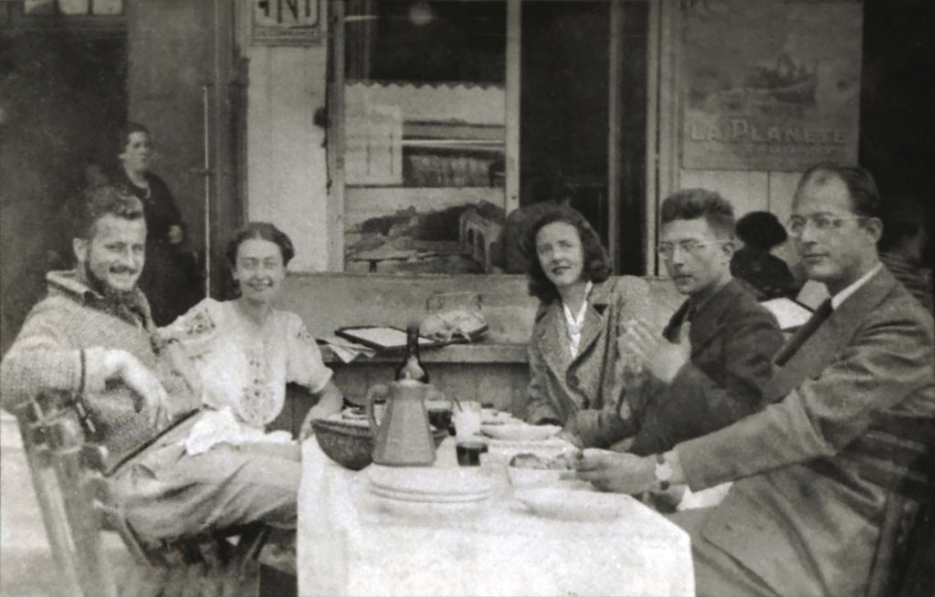 mary-jayne-gold-dining-ww2