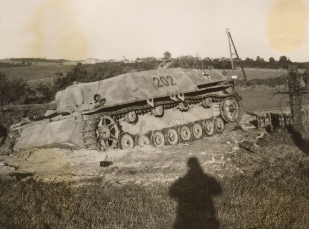 patton-shadow-tank-ww2