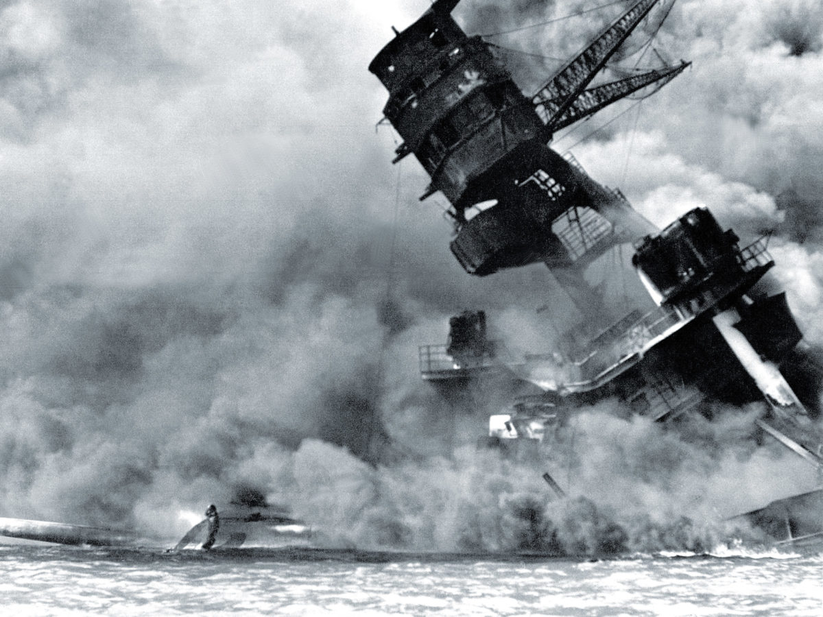 ww2-pearl-harbor-uss-arizona