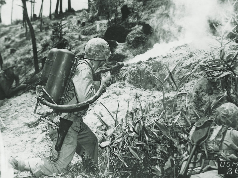 ww2-us-m2-2-flamethrower-soldier