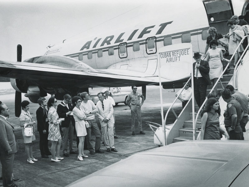 cuban-refugee-freedom-flight