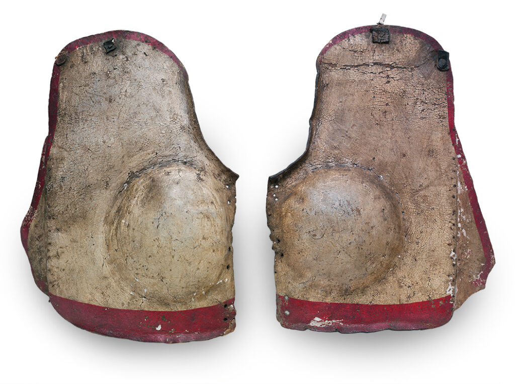 horse-armor-peytral-spanish