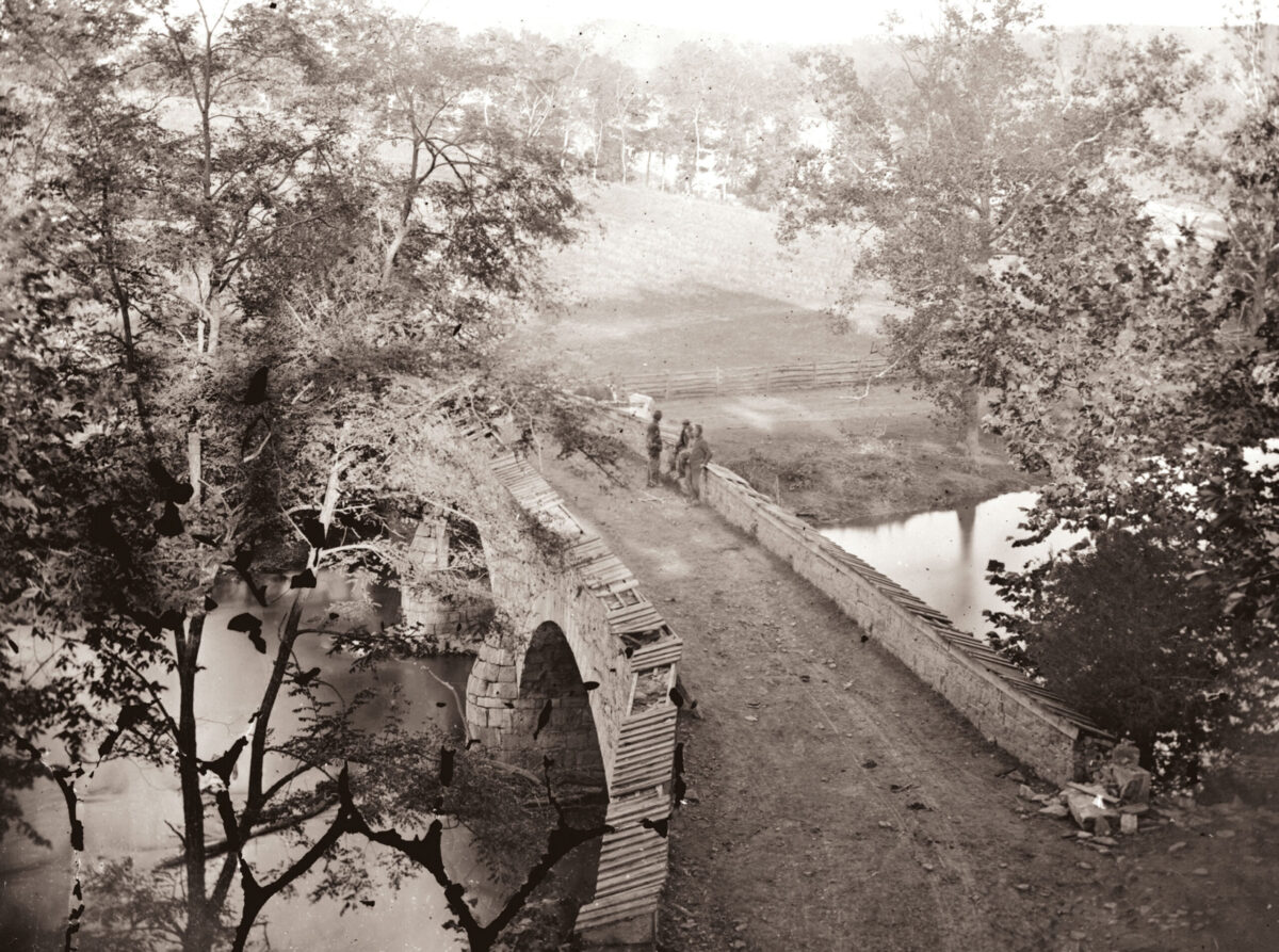 Soldiers on Burnside Bridge