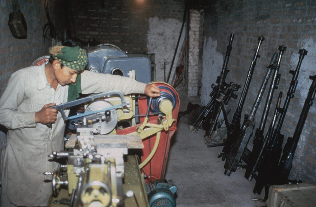 Photo of the Jawer base, repairing DSHK and Zigouyaks machine guns, Paktia province on May 31, 1985 in Afghanistan.