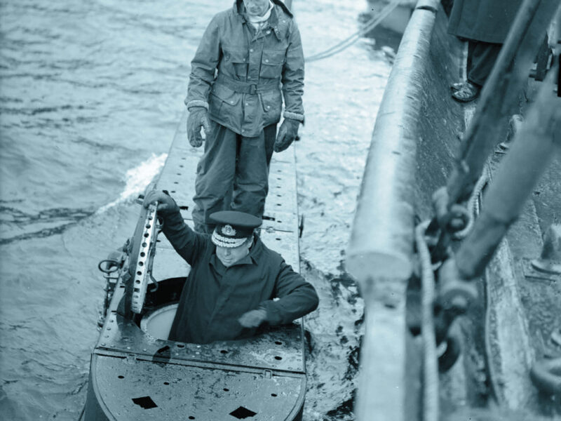midget-submarine-ww2