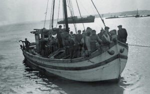 ww2-termoli-italy-pow-boat