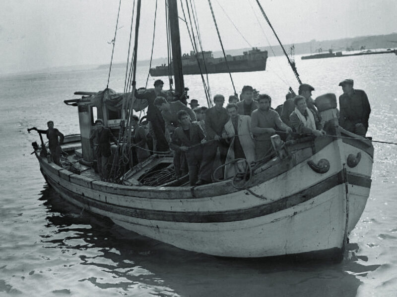 ww2-termoli-italy-pow-boat