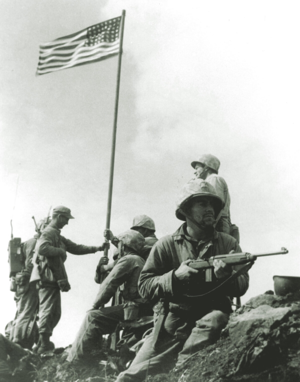 first-iwo-jima-flag-raising